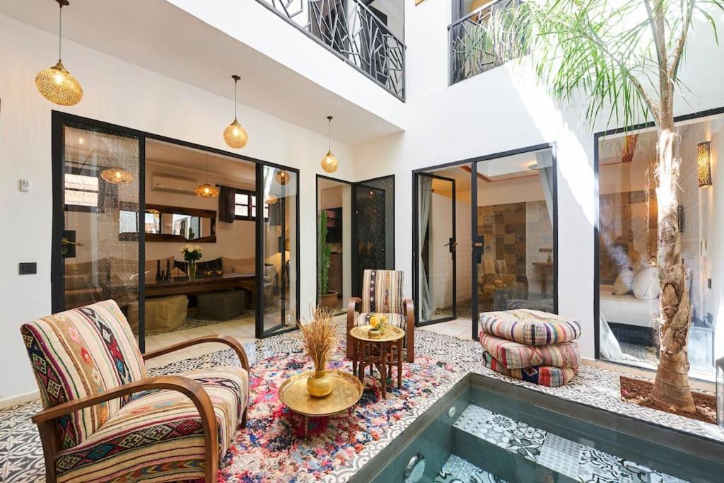 Riad Miloud En Exclusivite 10 P Au Coeur De La Medina Marakeş Dış mekan fotoğraf